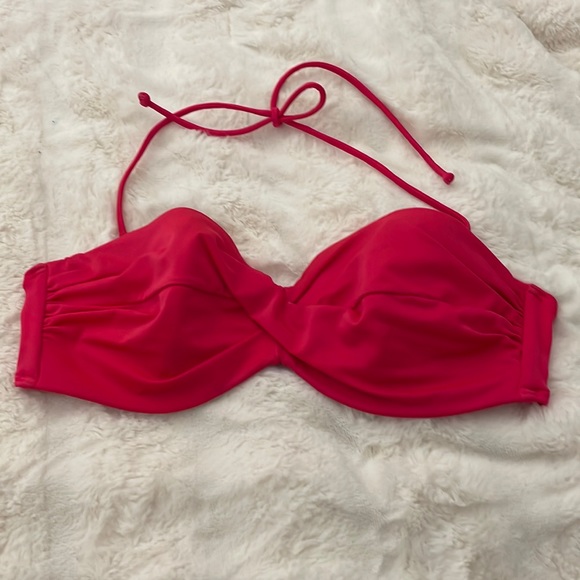 Victoria's Secret Other - VICTORIA’S SECRET PINKI/RED Bikini Top